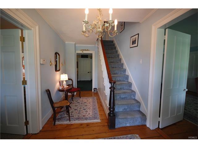 495 Angola Rd