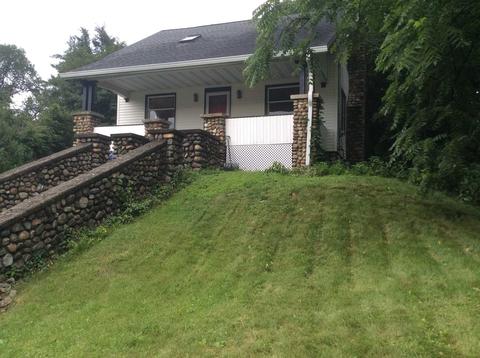 544 Regency Dr