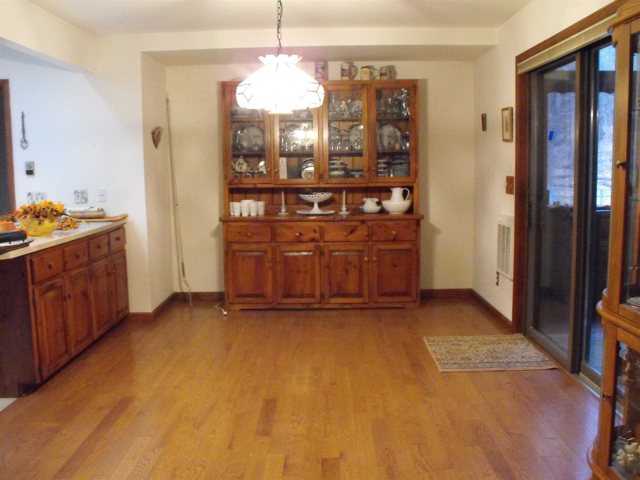 52 S White Rock Rd