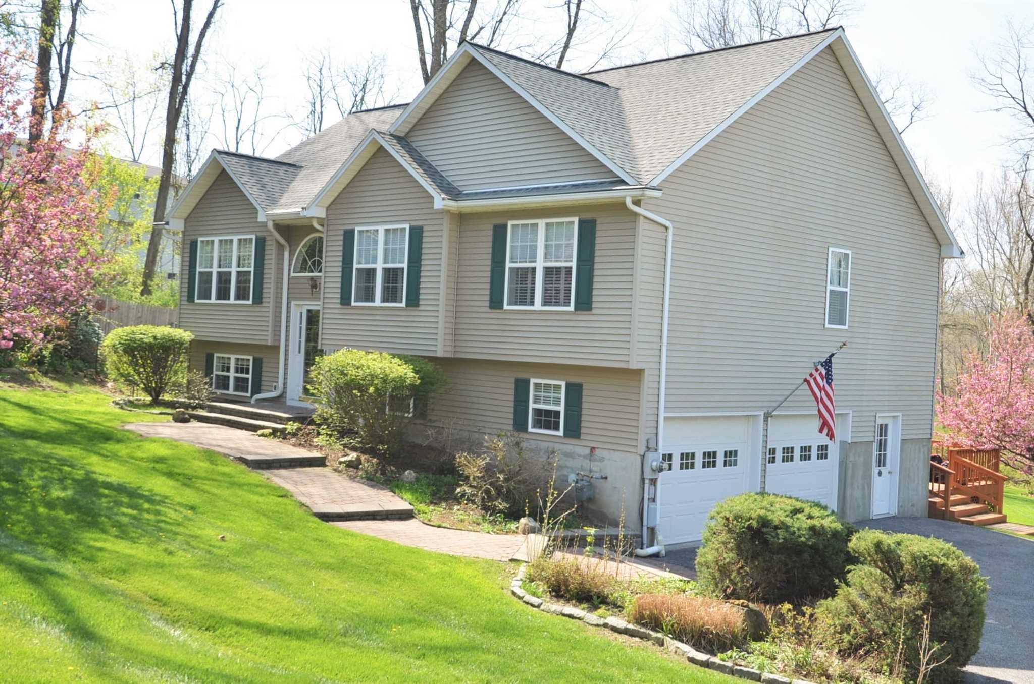 137 Elmcrest Dr