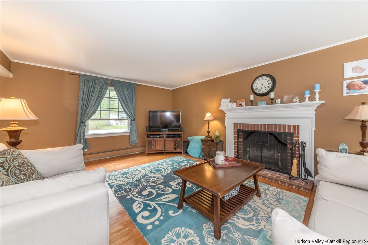 504 Creek Rd