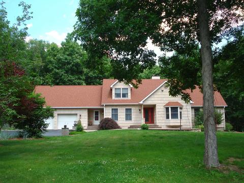 64 Travis Rd