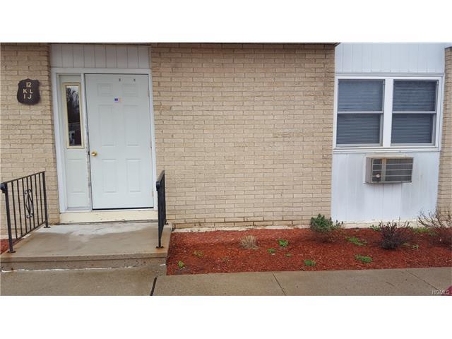 12 J White Gate Dr #J