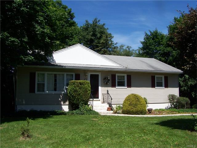 104 Hy Vue Ct