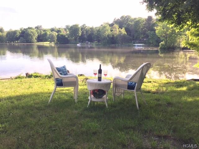 For Sale: 571 Shore Dr New Windsor, NY 12553