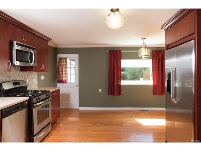 7 Harmony Hill Rd