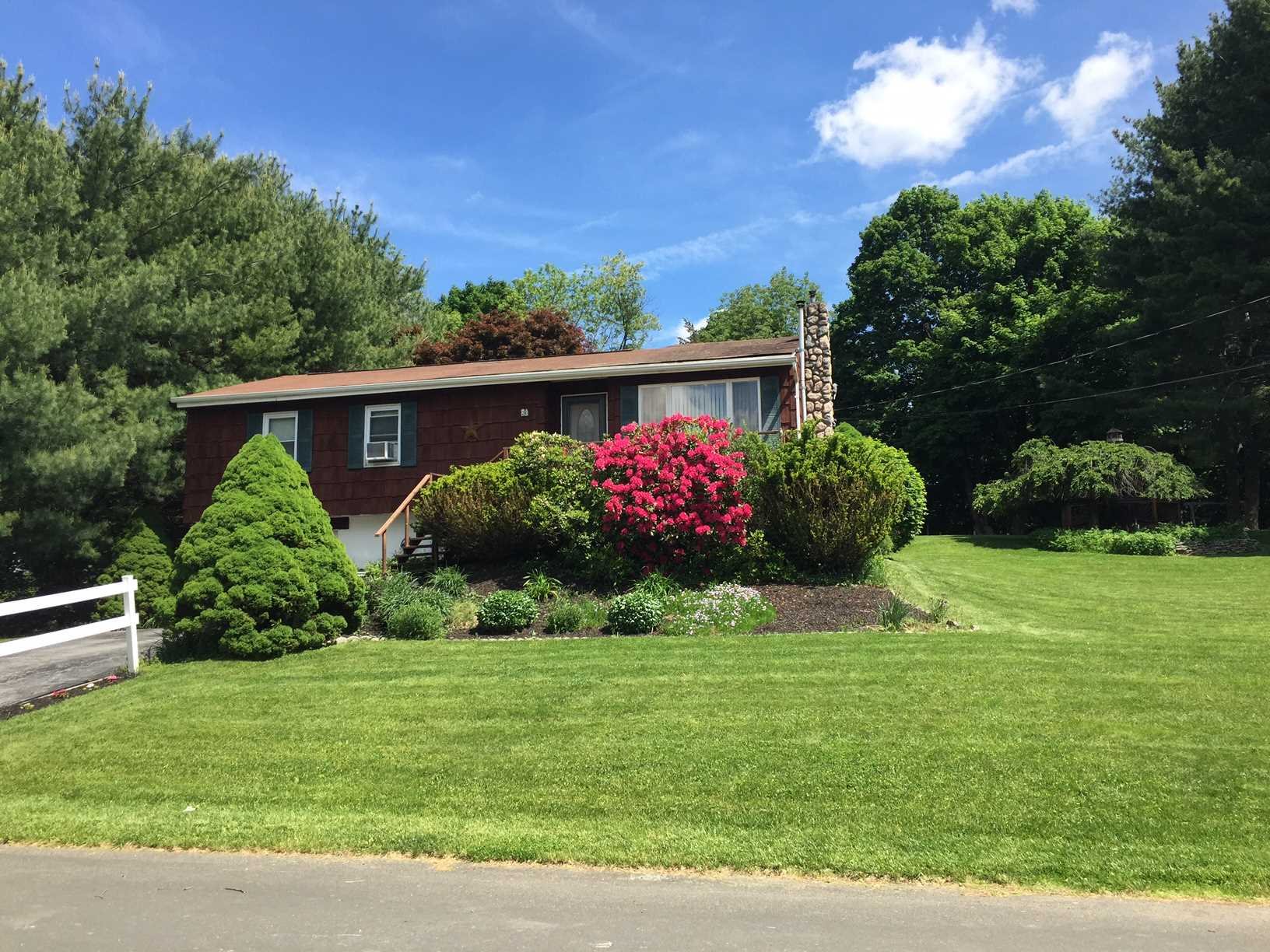 14 Blossom Hill Rd