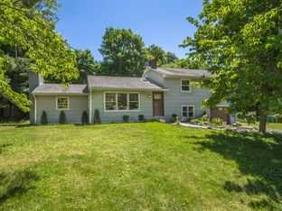 5 Mountain View Dr