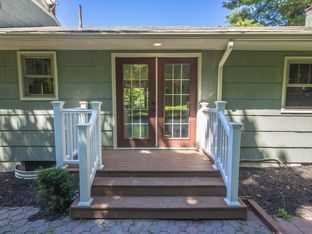 5 Mountain View Dr