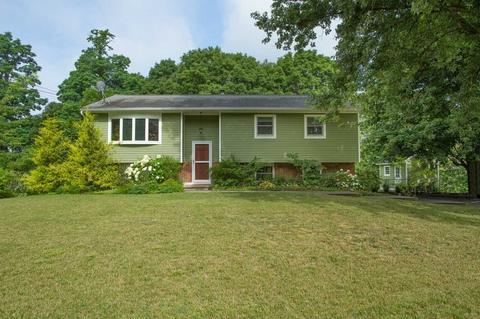 25 Guerney Dr