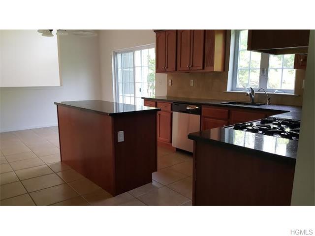 For Sale: 1 Blossom Ct Walden, NY 12586