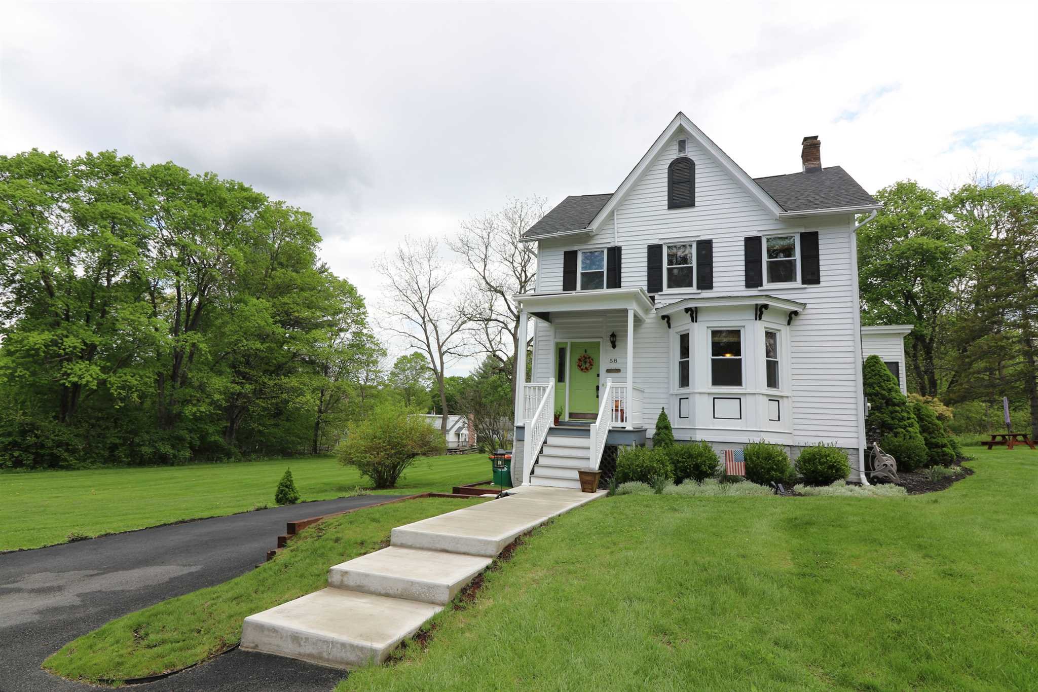 16 Park St