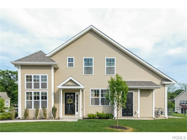 For Sale: 27 Halley Ct Poughkeepsie, NY 12601