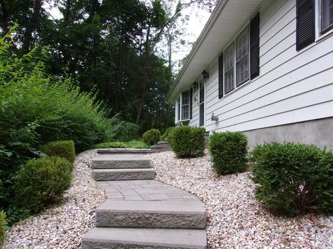 89 King Dr