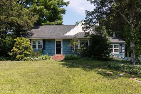 89 King Dr