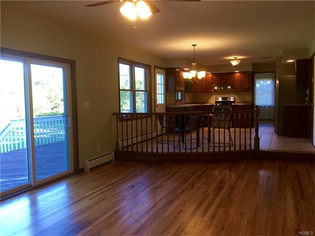 20 Leeward Dr