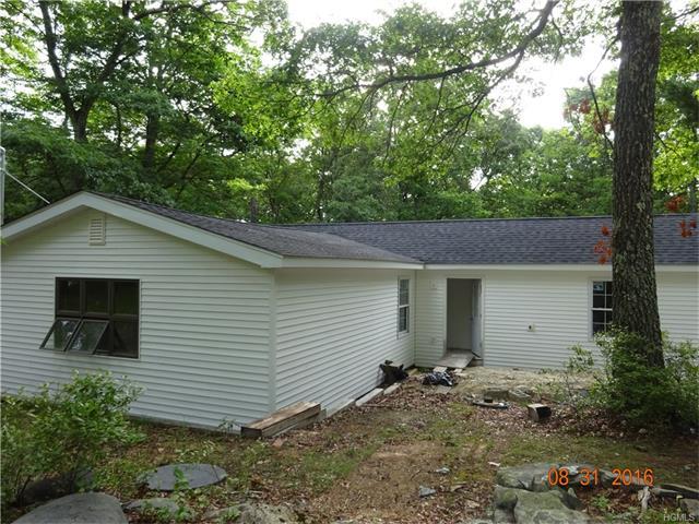 79 Old Westbrookville Rd