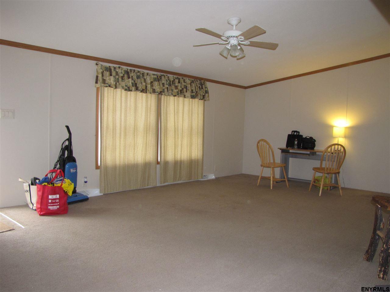 25 Hamilton Ave