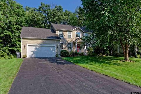 33 Santee Dr