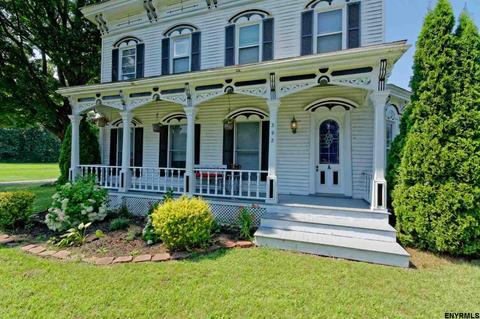 33 Santee Dr
