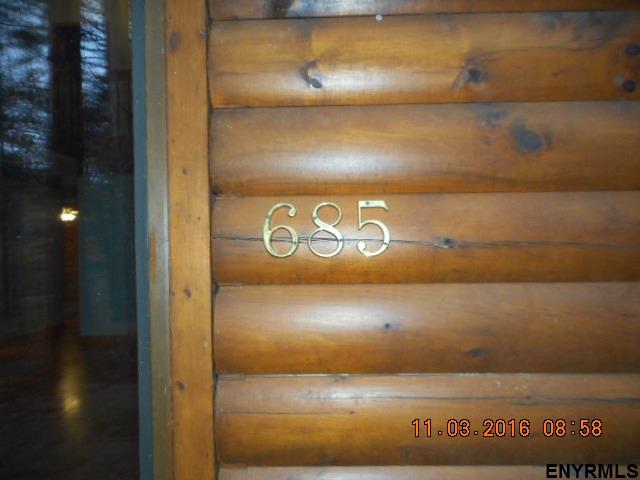 13 Algonquin Dr