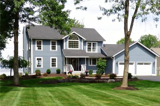 6839 Holliston Cir