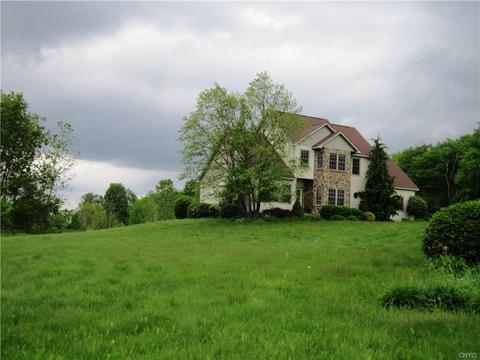956 Walden Pond Ln #958
