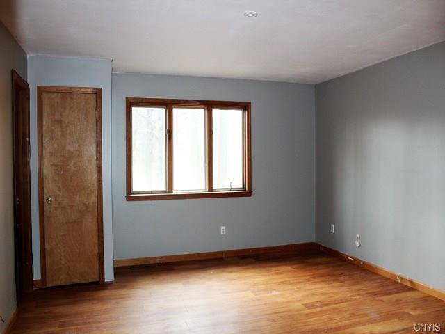 122 Vanida Ln