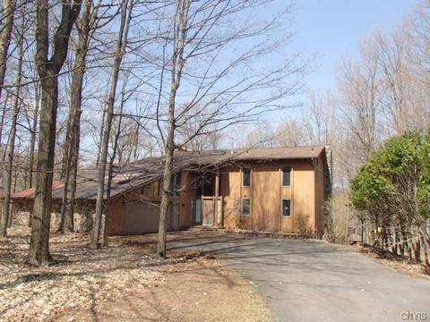 436 Summerhaven Dr N