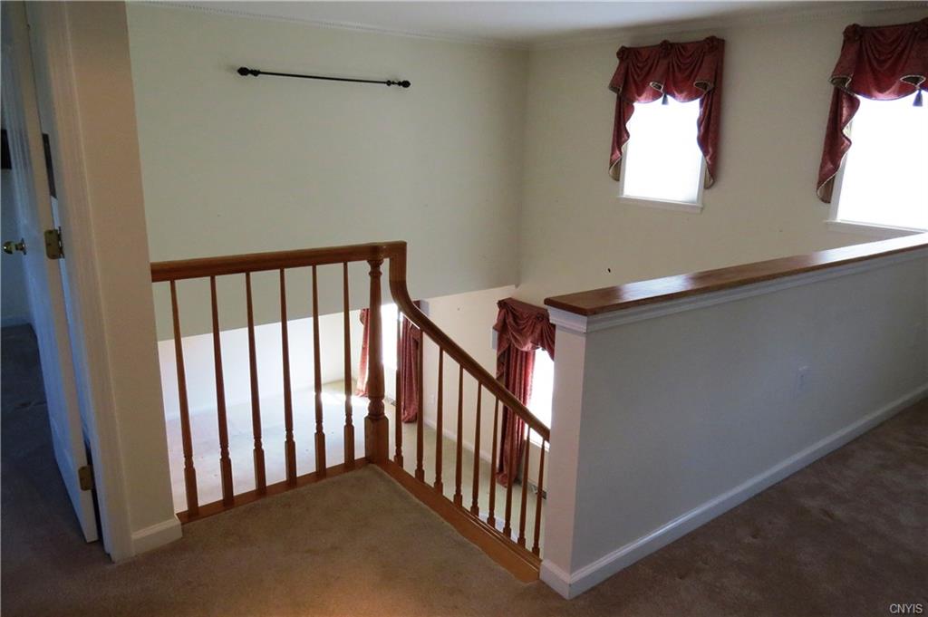 115 Sheatree Ln