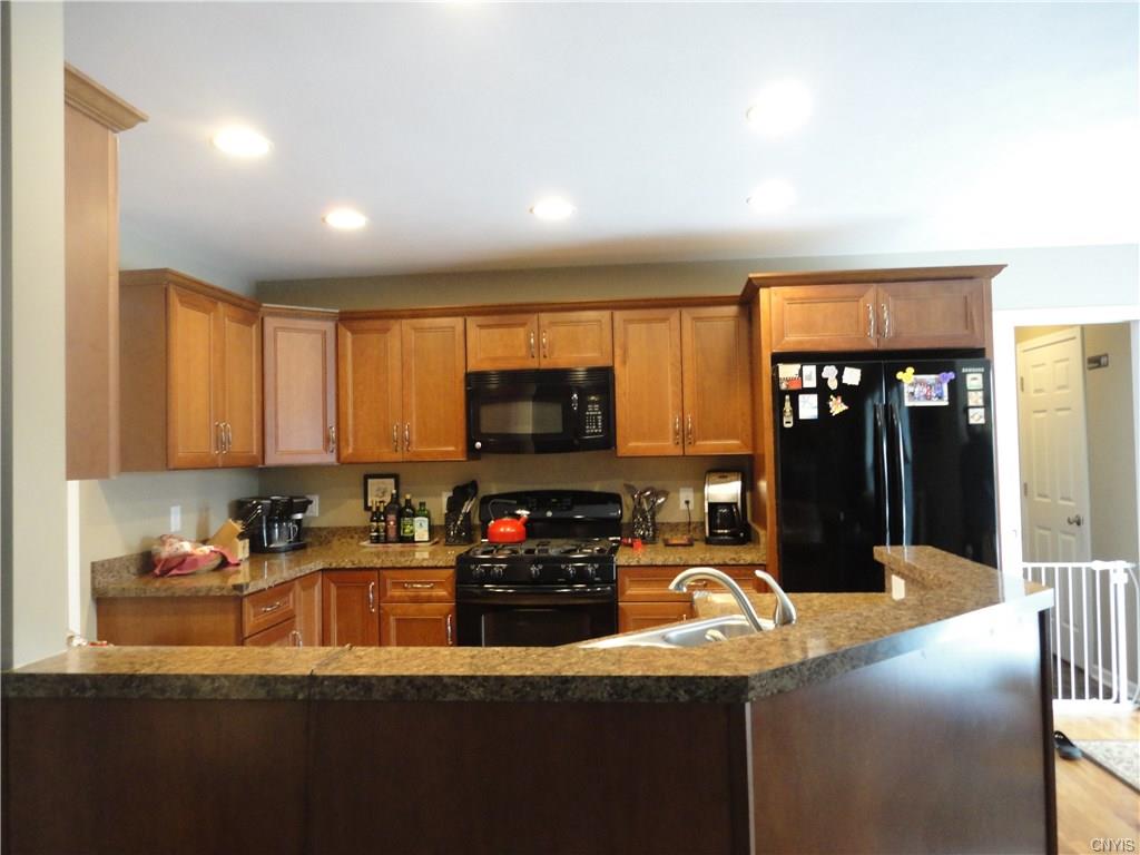 4207 Streamwood Dr
