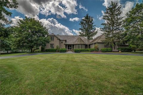 15 Sleepy Hollow Ln
