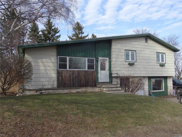 138 Bridge St W