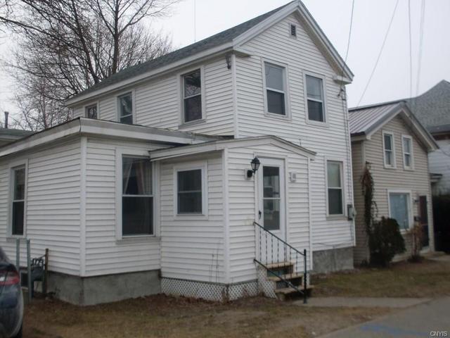 138 Bridge St W