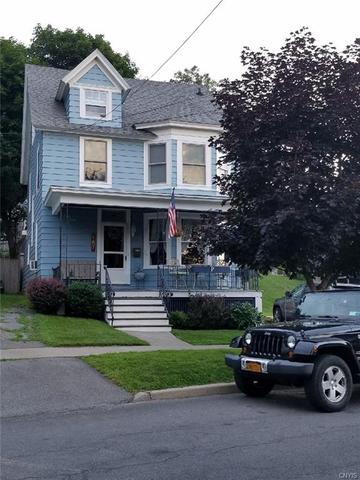292 W 7th St