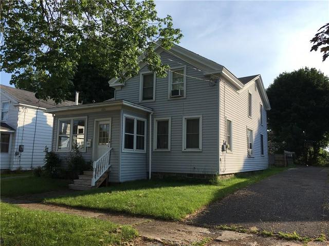 292 W 7th St