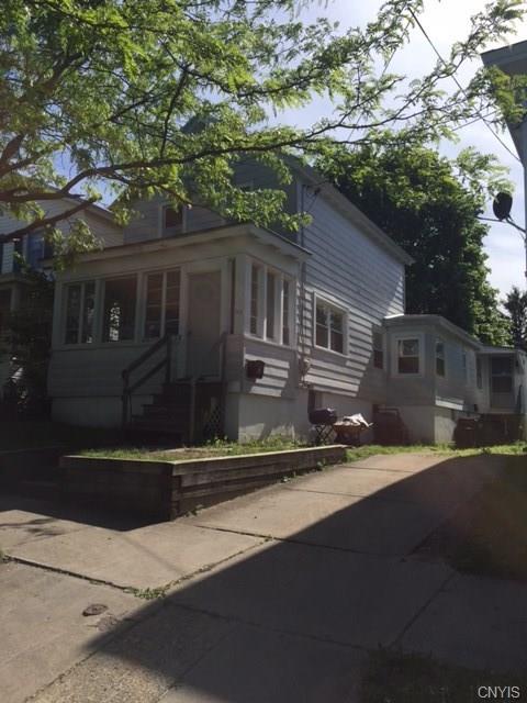102 E 10th St