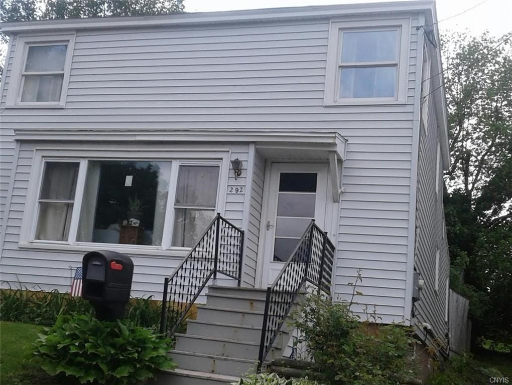102 E 10th St