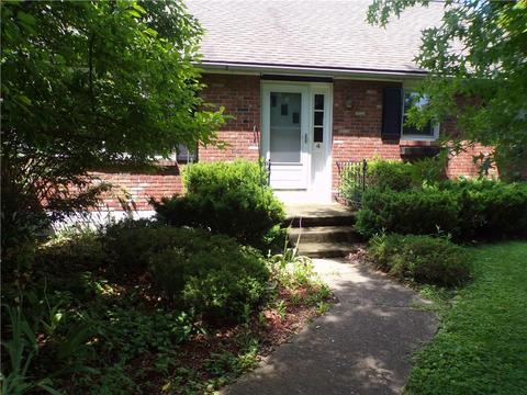 4 Courtney Dr