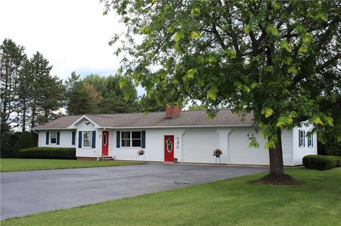 4 Courtney Dr