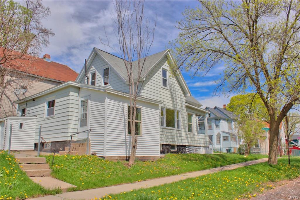 112 Wayne St