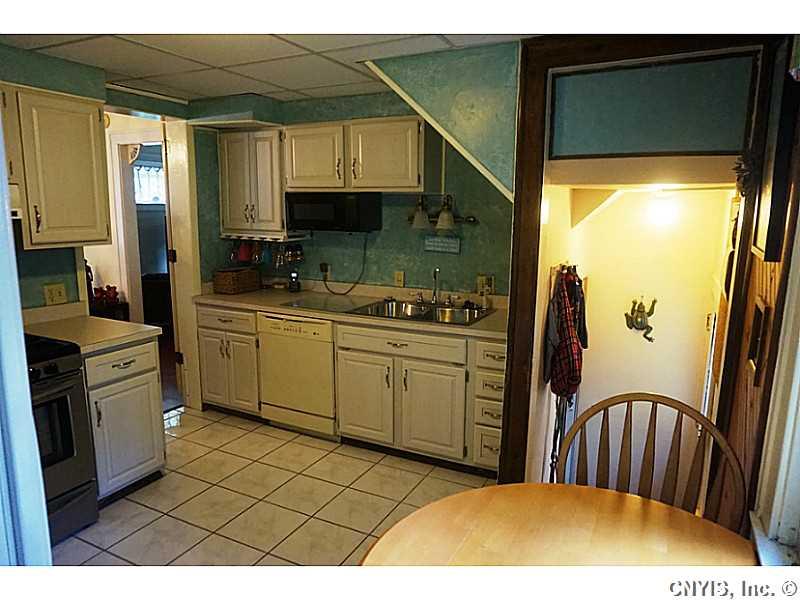 305 Kensington Rd