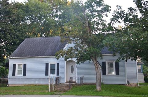 207 Edgeware Rd