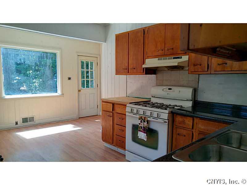 5348 W Taft Rd