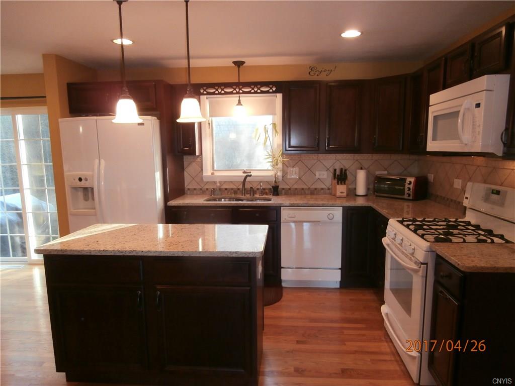 158 Winthrop Rd