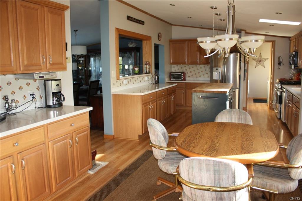 12528 Road 464