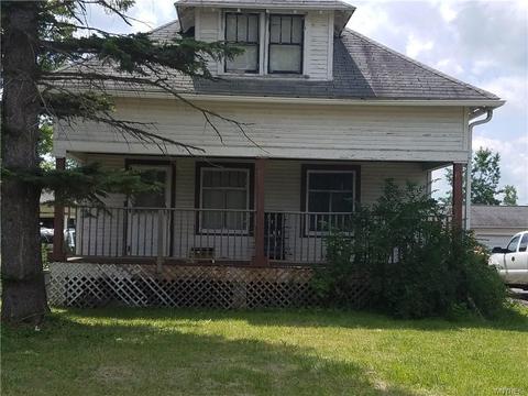 560 Walnut St