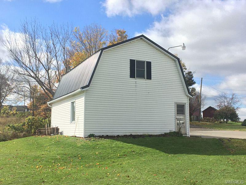 1129 French Rd