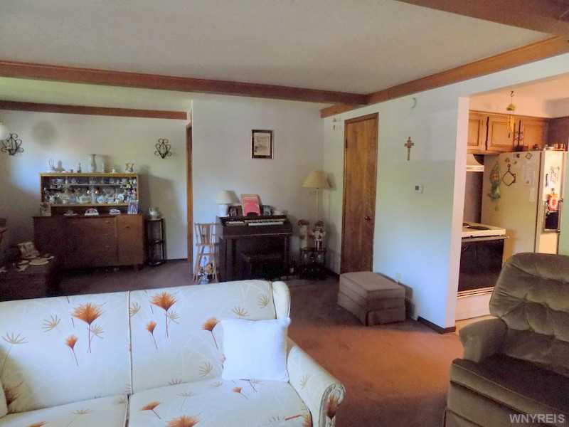 8107 Stahley Rd East Amherst, NY 14051