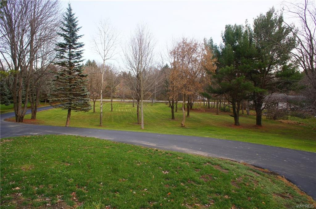 141 Bowen Rd